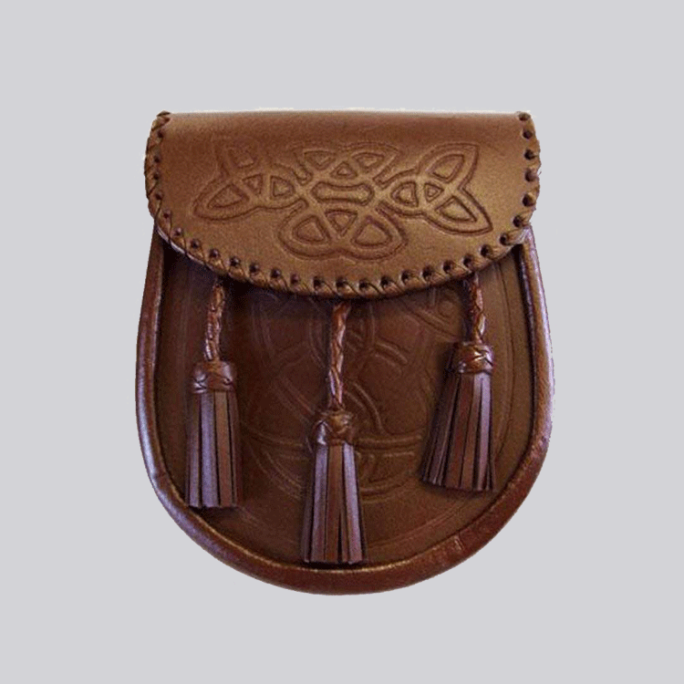 celtic embossed brown leather sporran.gif