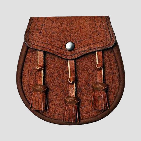 khaki classic design leather sporran.jpg