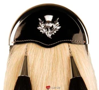 piper patent leather cantle sporran with thistel badge 2.jpg