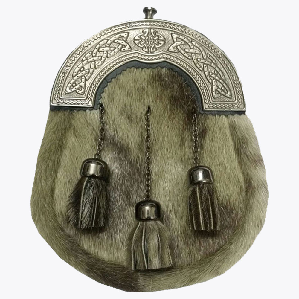 seal skin sporran celtic cantle antique finish.jpg