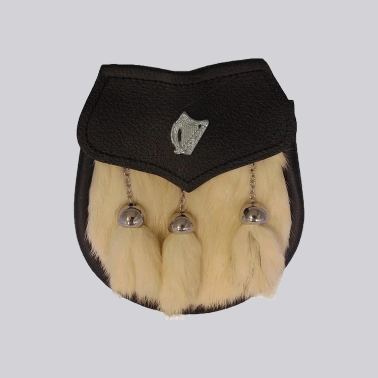 sealskin with irish pin semi dress sporran.gif