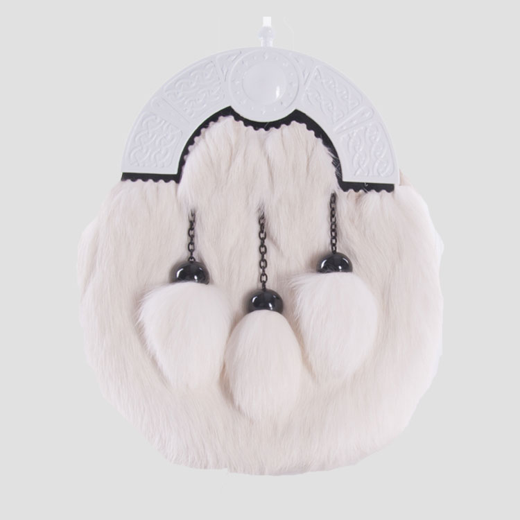 white rabbit with white cantle sporran.jpg